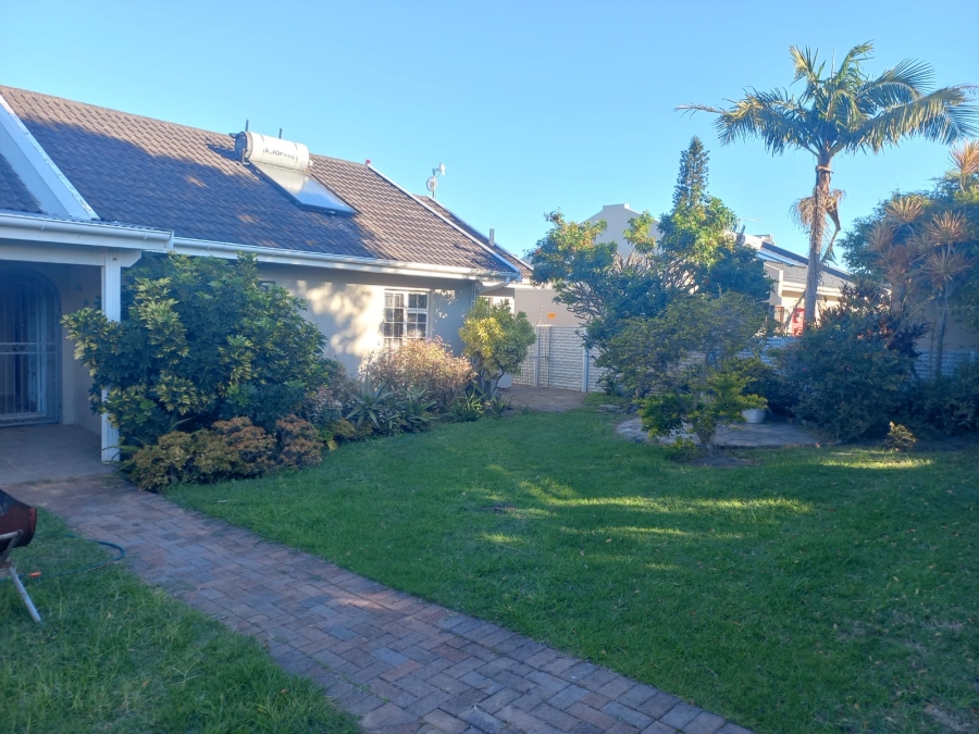 3 Bedroom Property for Sale in Gonubie Eastern Cape
